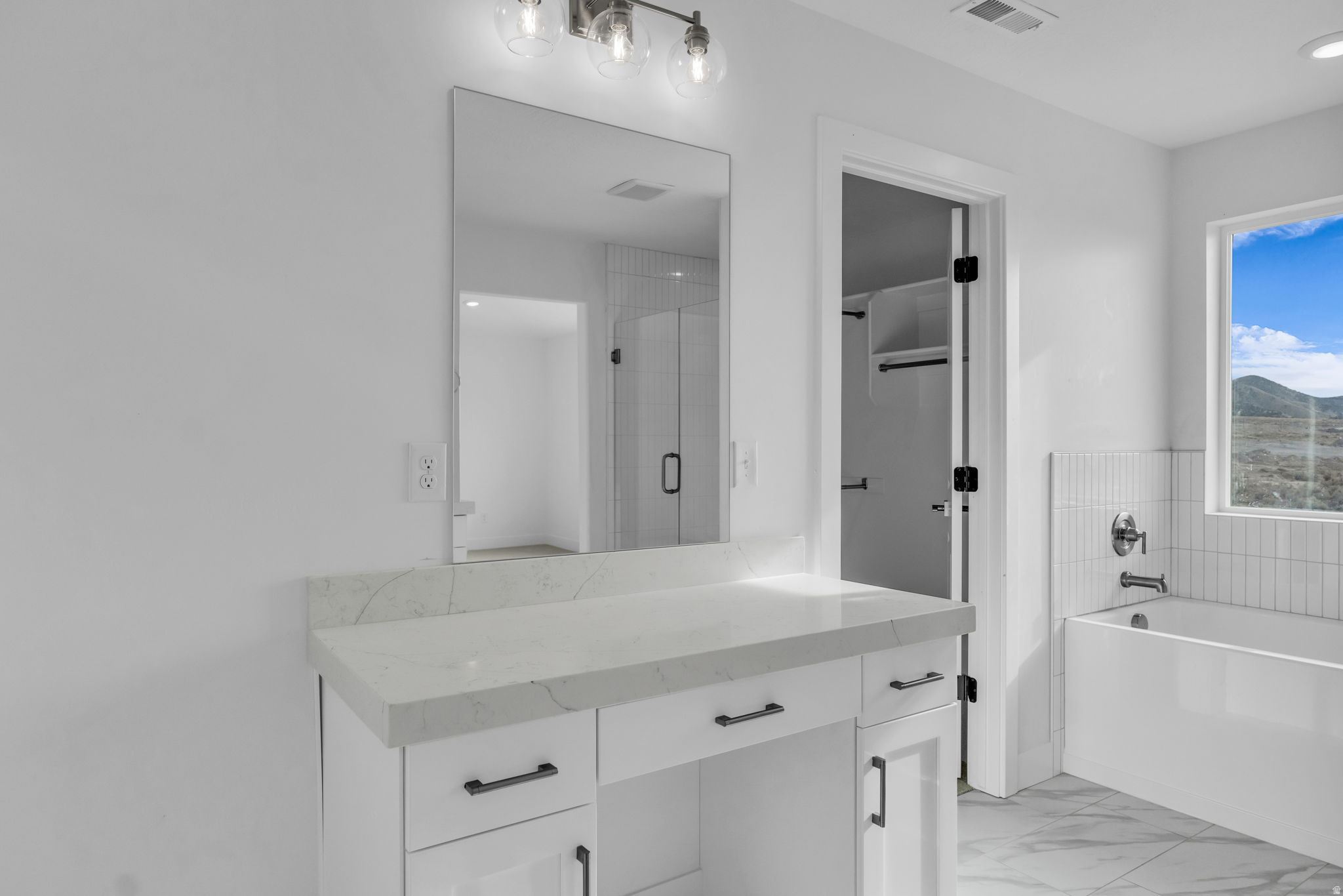 SCARLET RIDGE - Residential