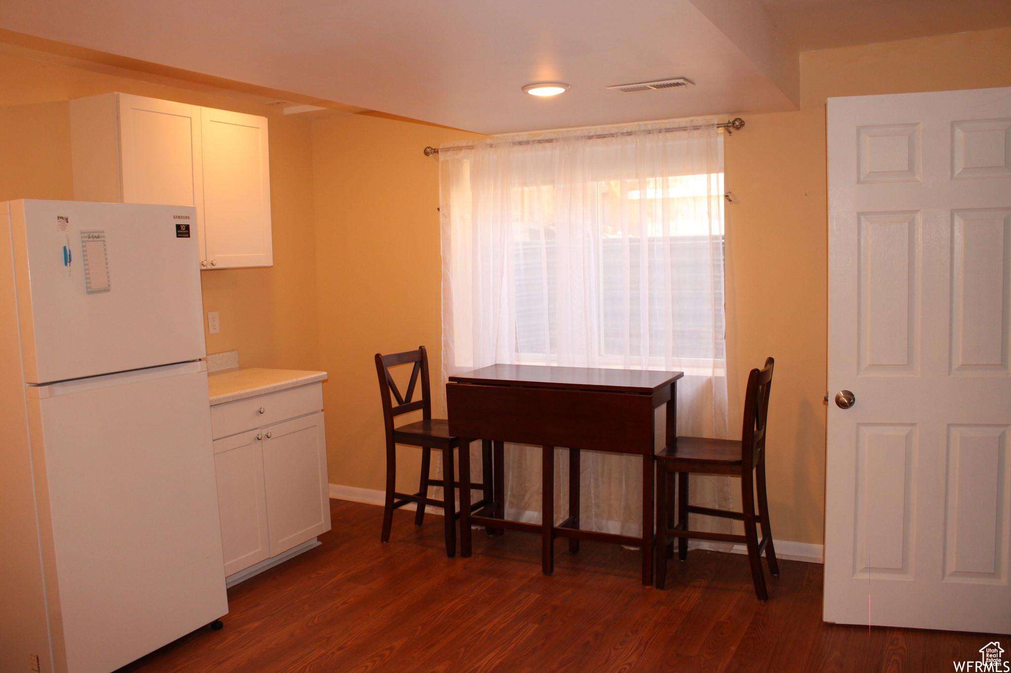 CAPTAIN ISLAND - Residential