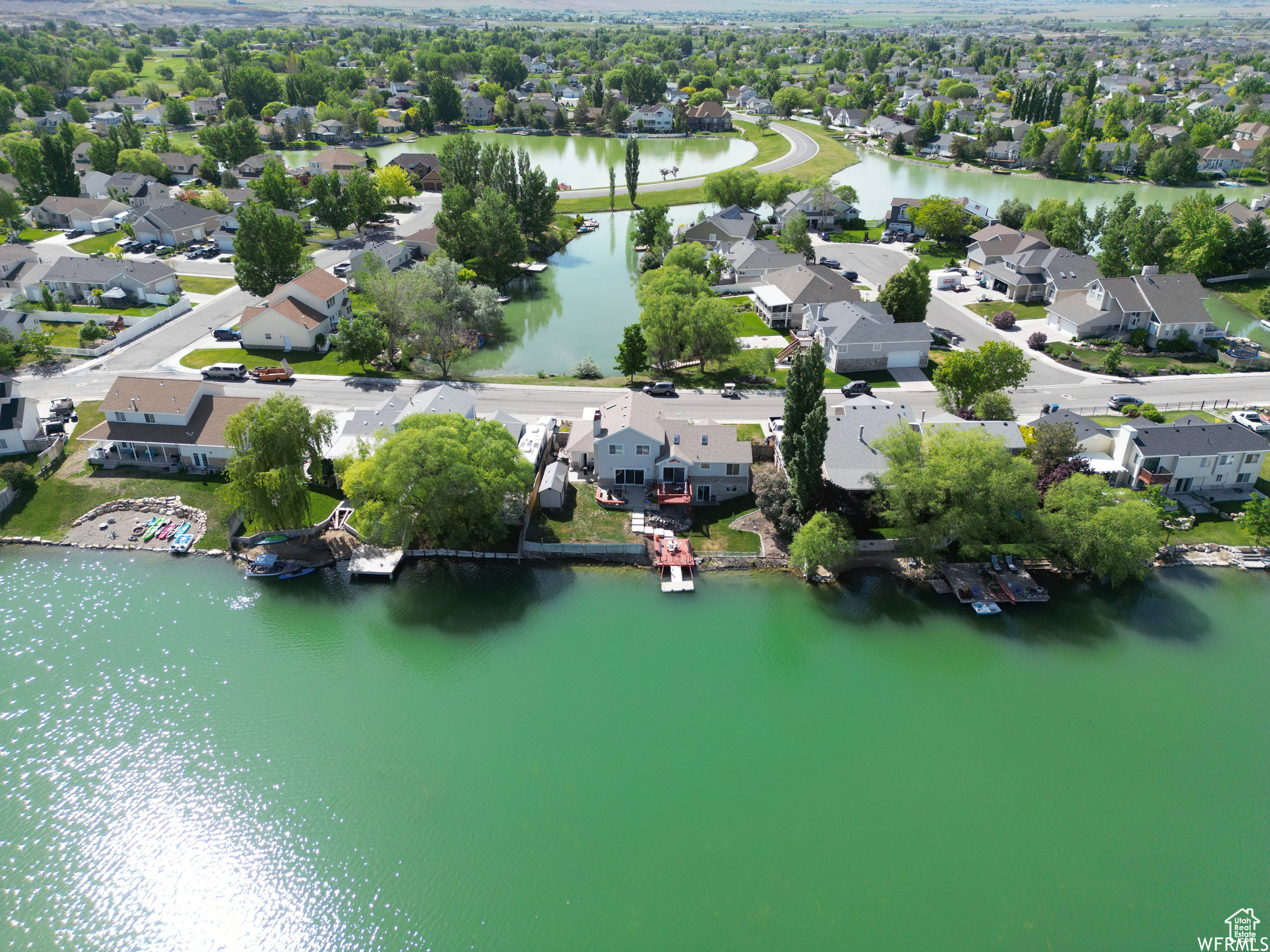 CAPTAIN ISLAND - Residential