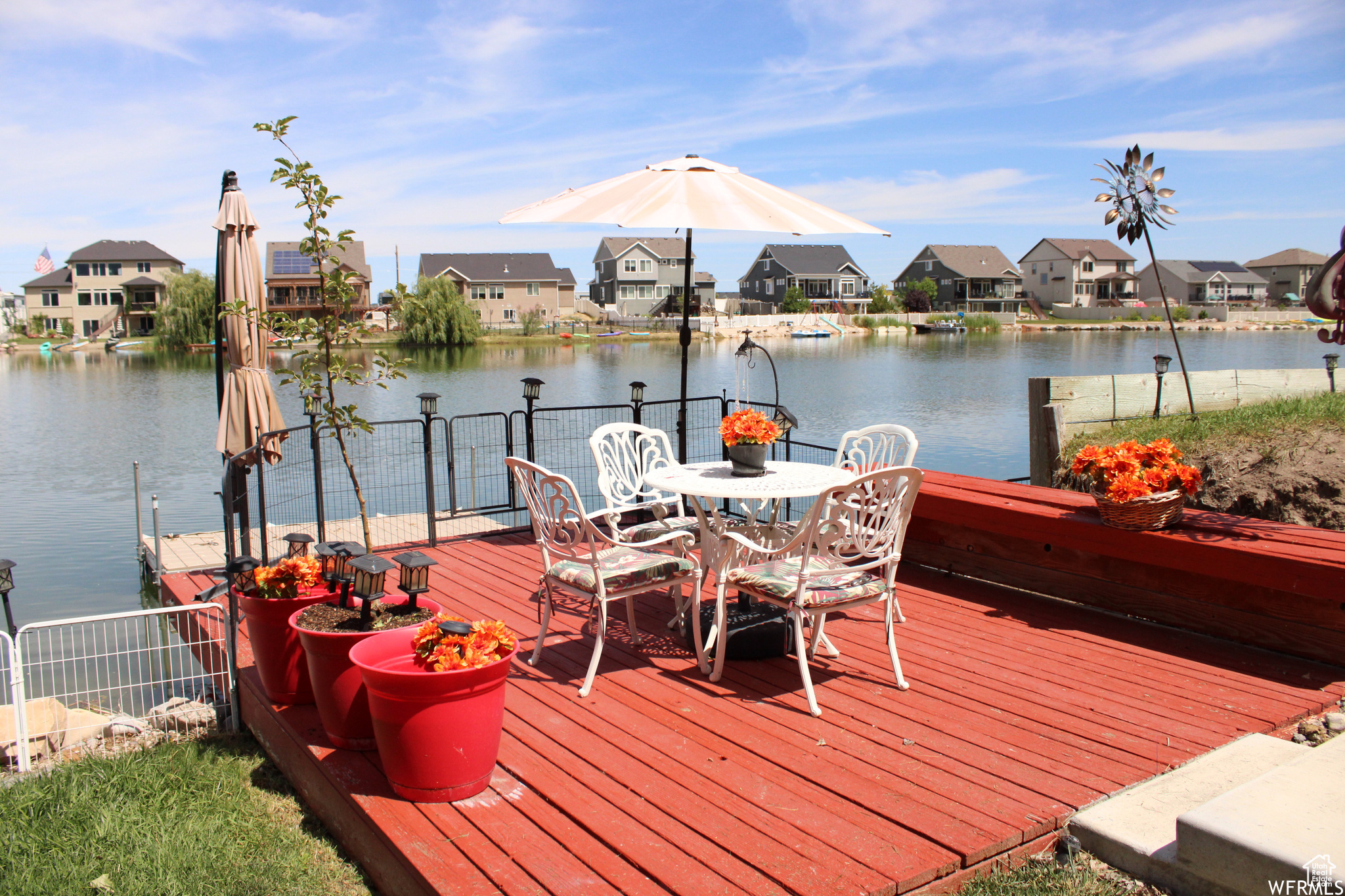 CAPTAIN ISLAND - Residential