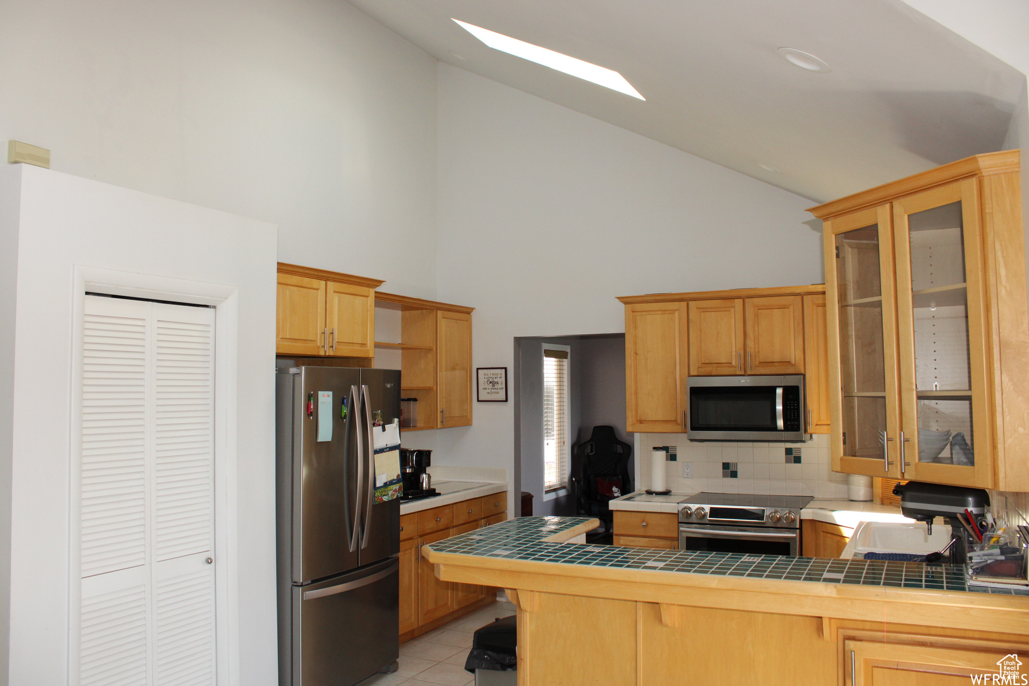CAPTAIN ISLAND - Residential
