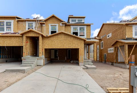 Photo of 1530 W BANNER DR #815, Saratoga Springs, UT 84045 (MLS # 2136555)
