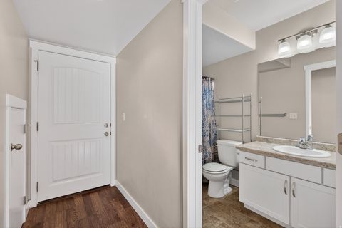 Tiny photo for 3657 W SUNRISE SKY LN, South Jordan, UT 84009 (MLS # 2135819)