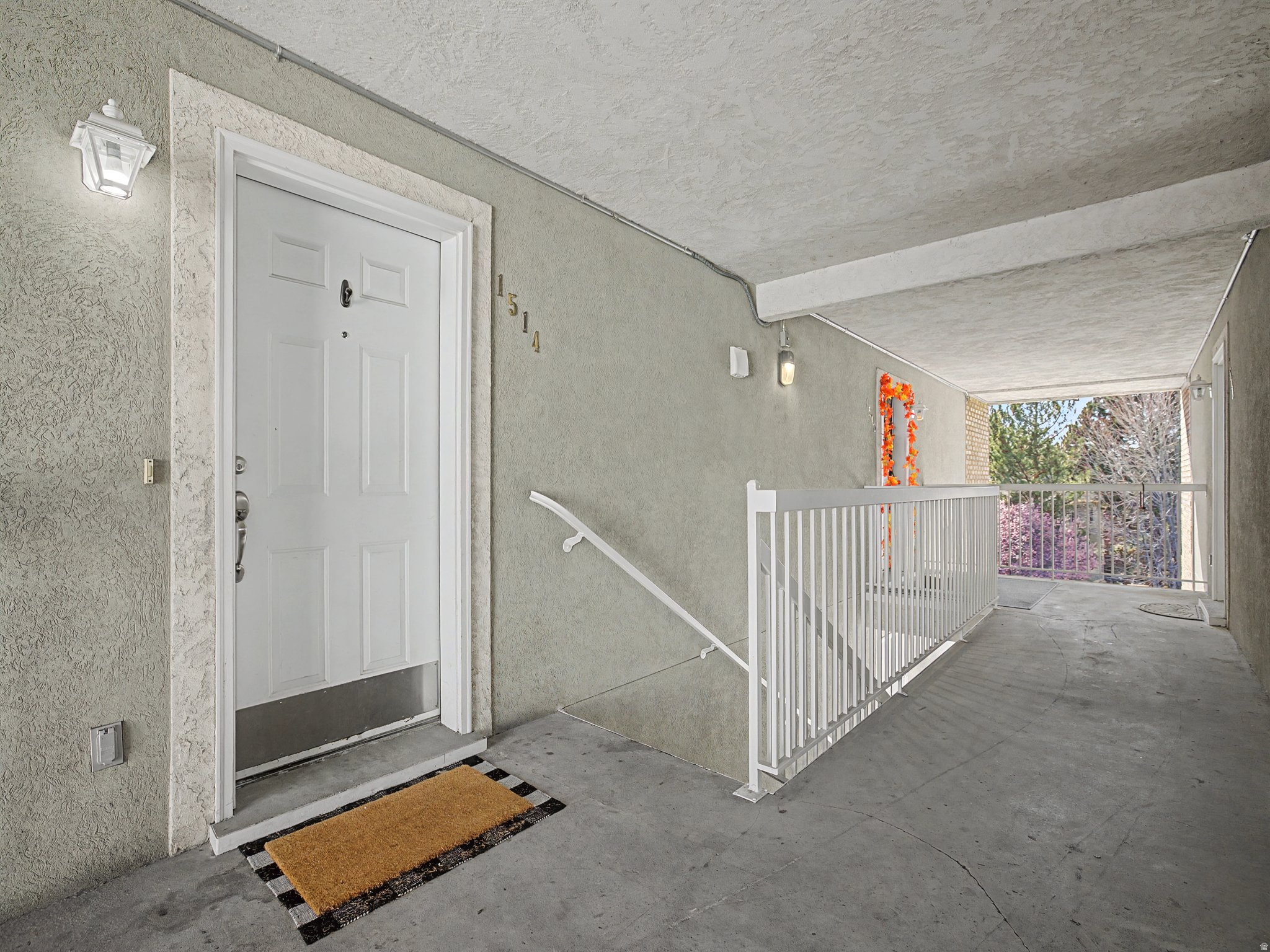 WESTON CONDO - Residential