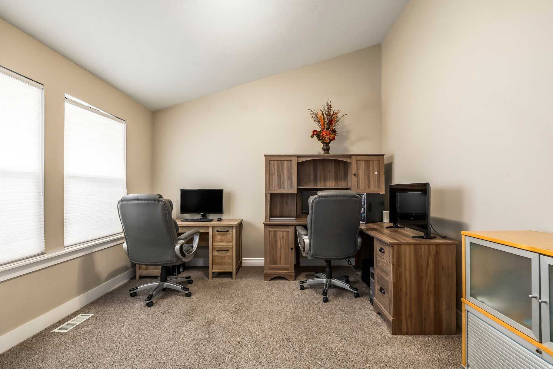 NOBLE VISTA - Residential