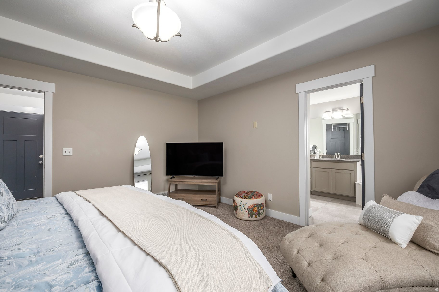 NOBLE VISTA - Residential