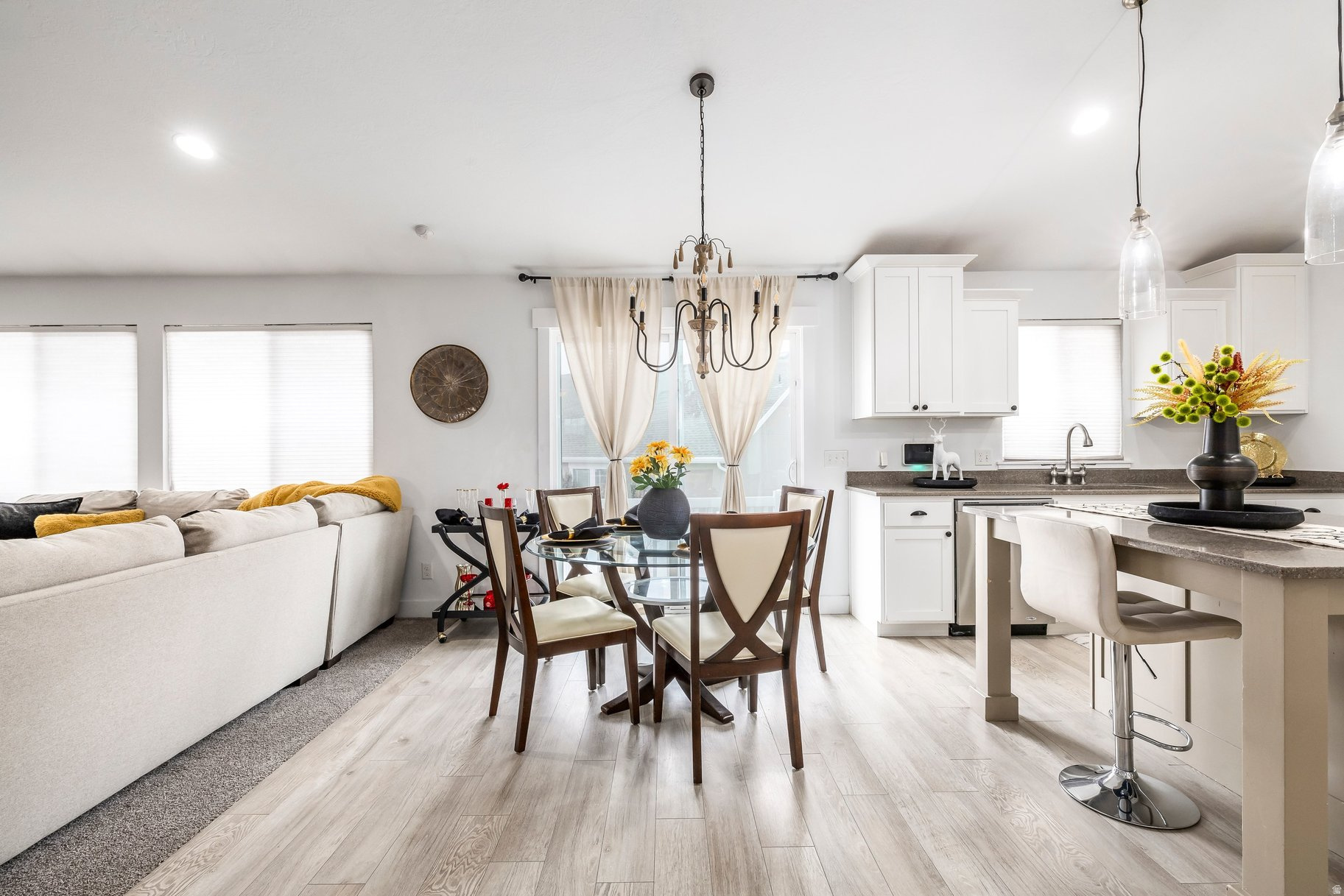 NOBLE VISTA - Residential