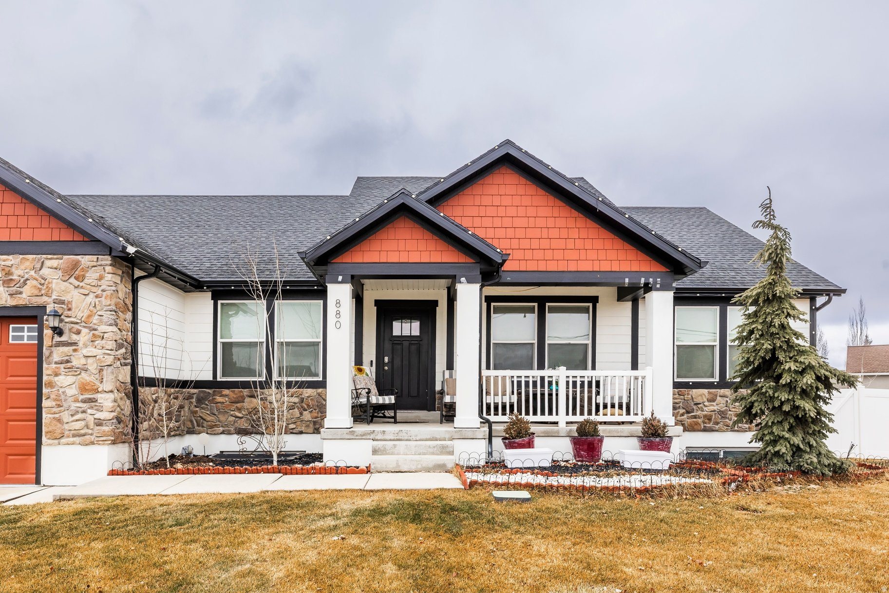 NOBLE VISTA - Residential