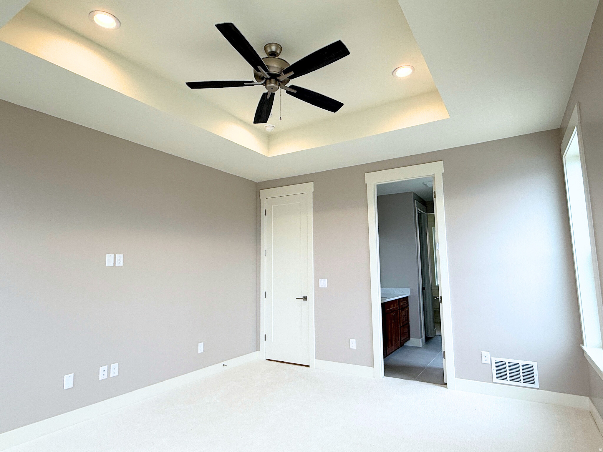 SMITHFIELD RIDGES - Residential