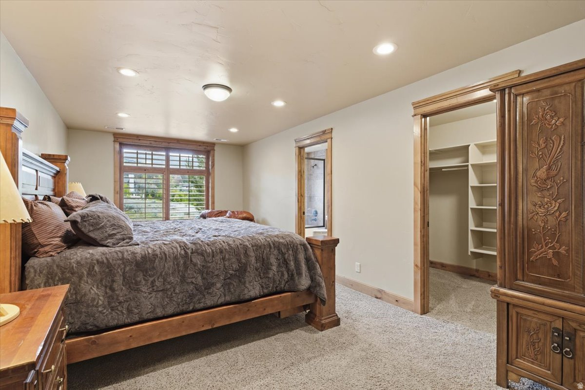SUMMIT AT SKI LAKE - Residential