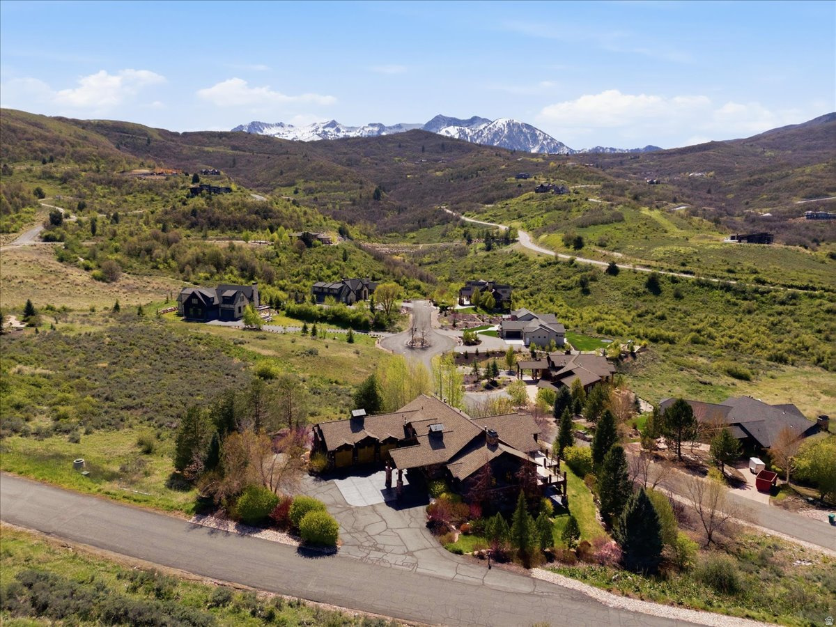 SUMMIT AT SKI LAKE - Residential
