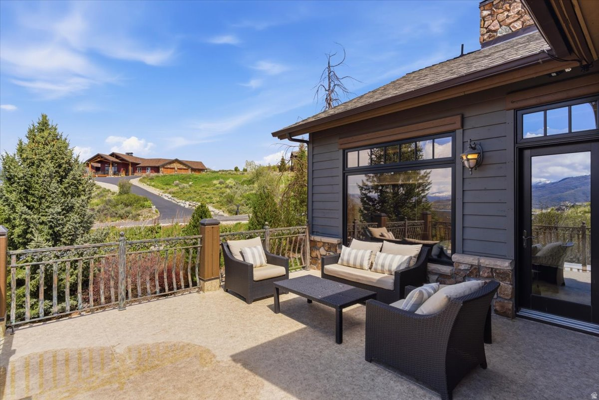 SUMMIT AT SKI LAKE - Residential