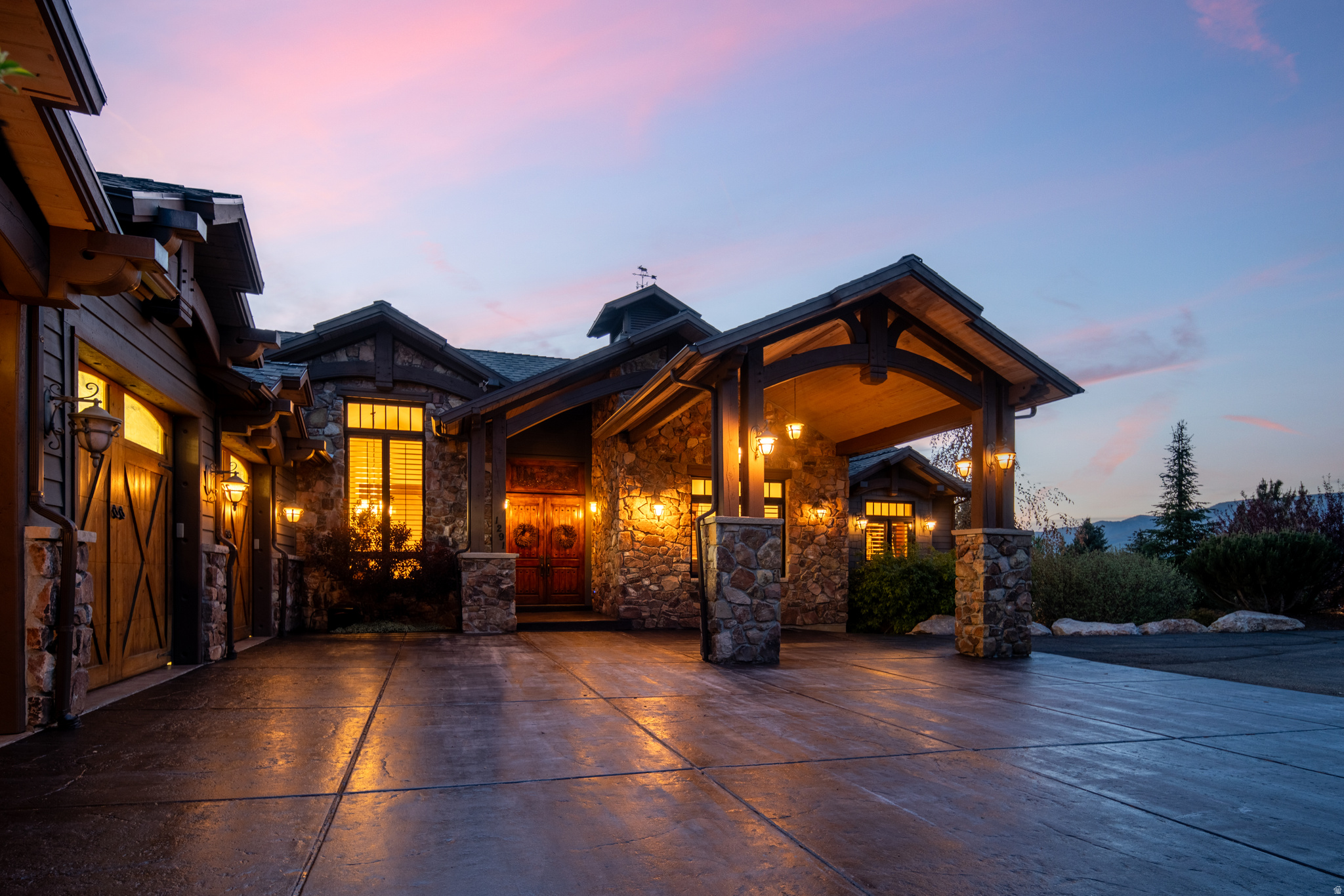 SUMMIT AT SKI LAKE - Residential