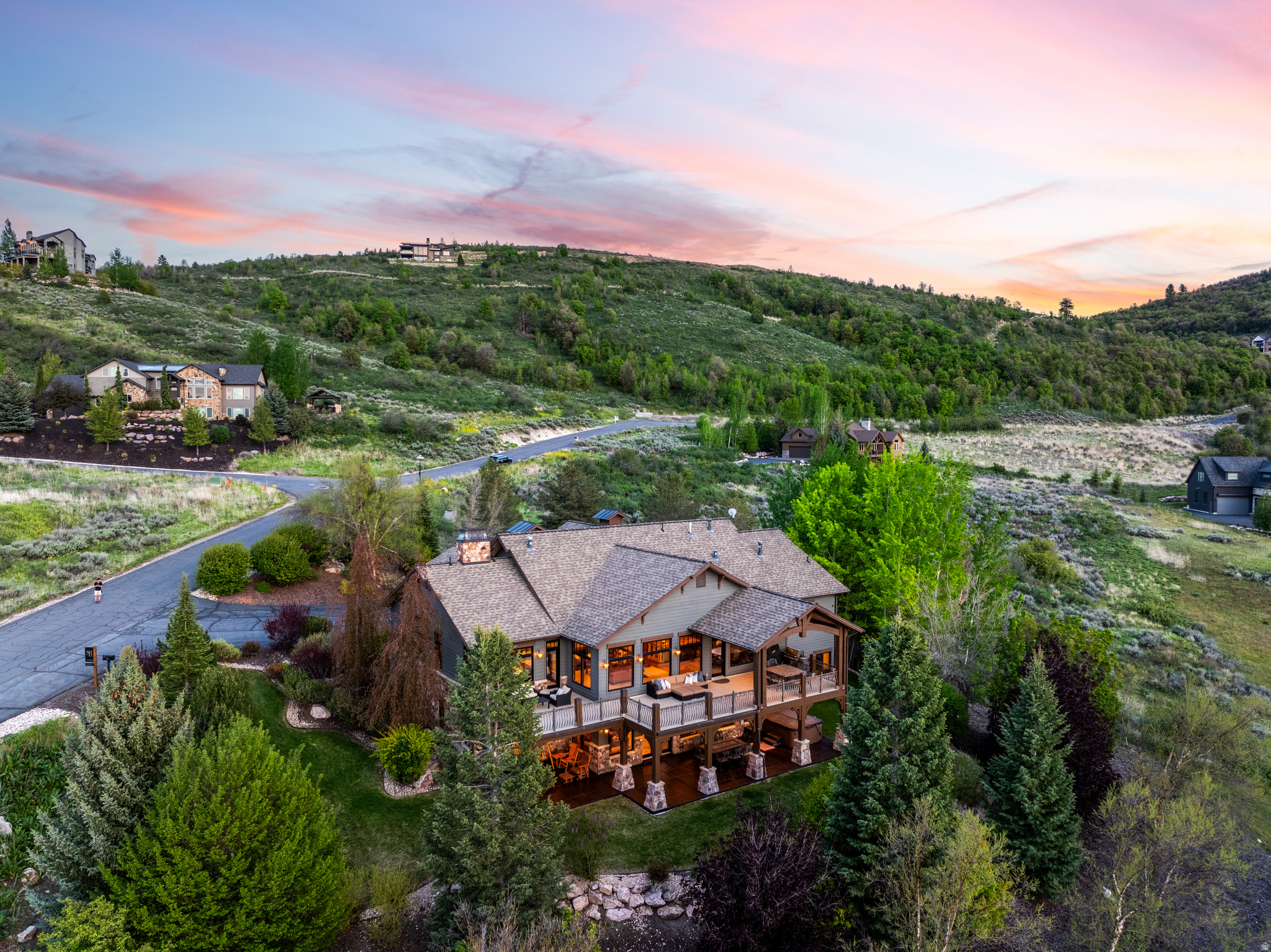 SUMMIT AT SKI LAKE - Residential