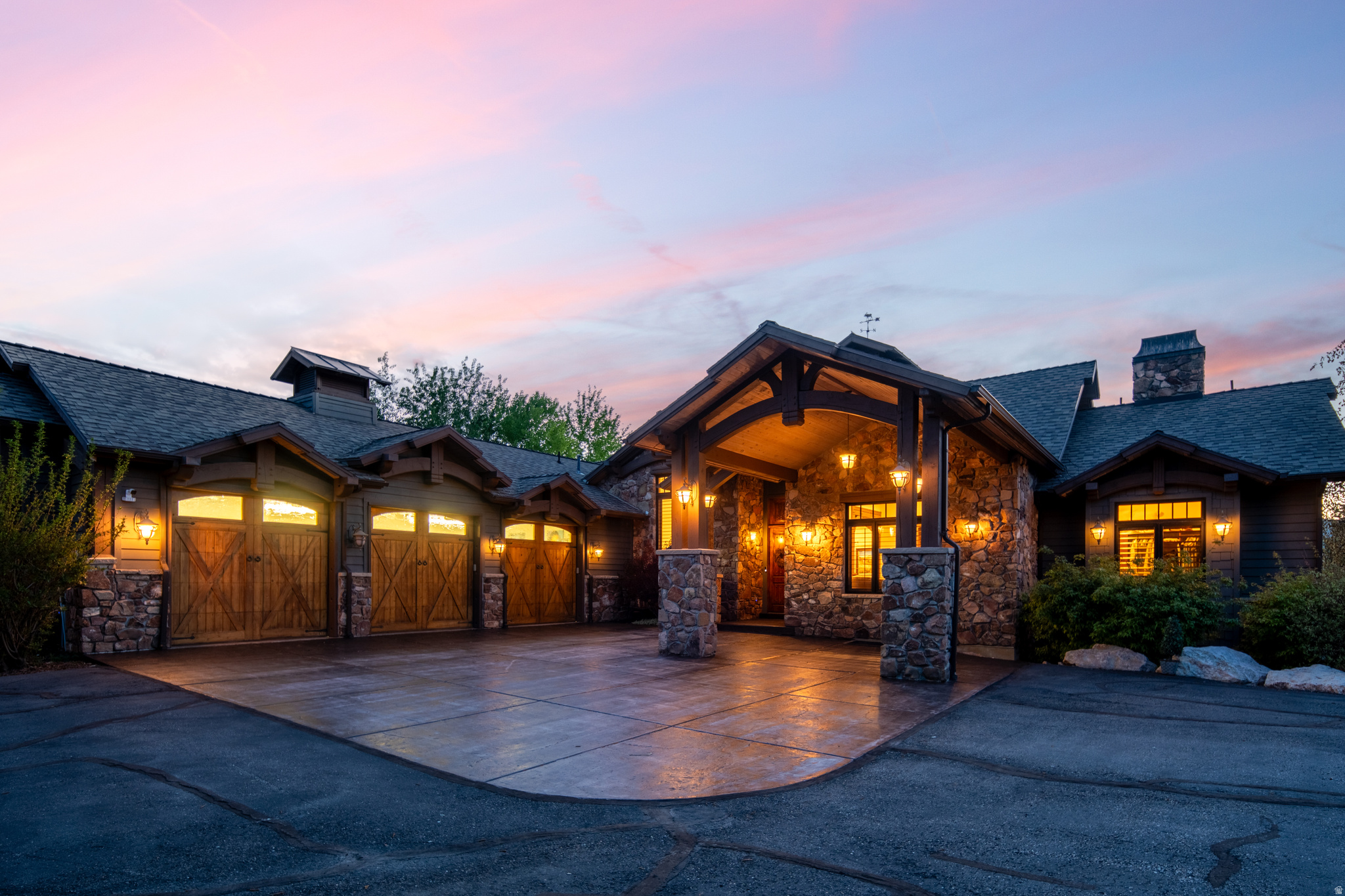 SUMMIT AT SKI LAKE - Residential