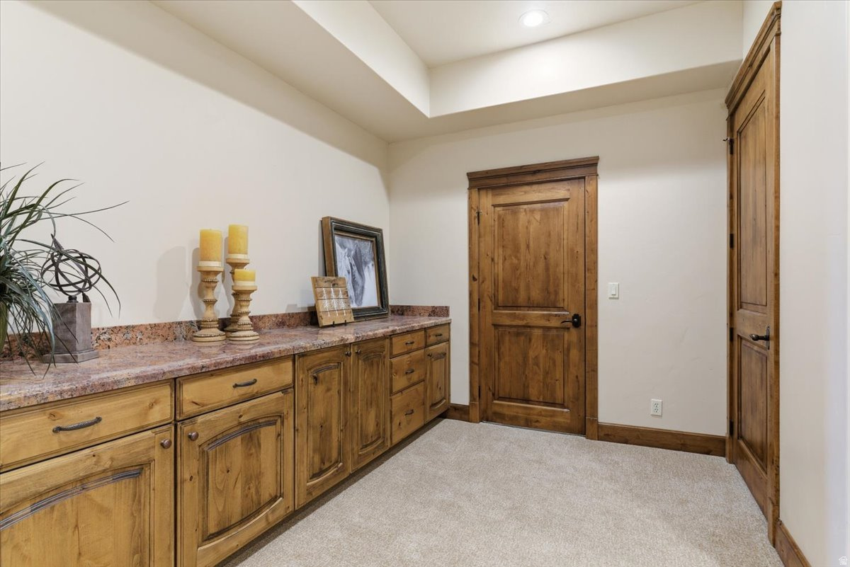 SUMMIT AT SKI LAKE - Residential