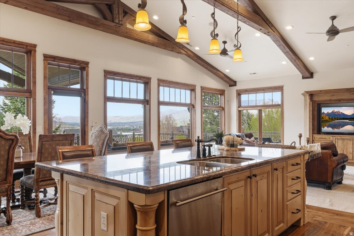 SUMMIT AT SKI LAKE - Residential