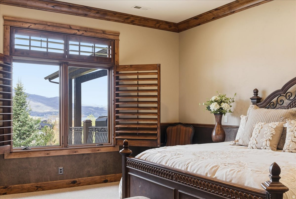SUMMIT AT SKI LAKE - Residential