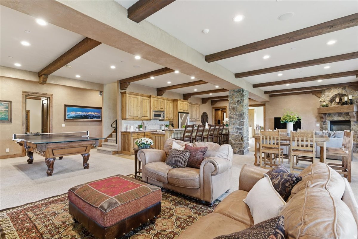 SUMMIT AT SKI LAKE - Residential
