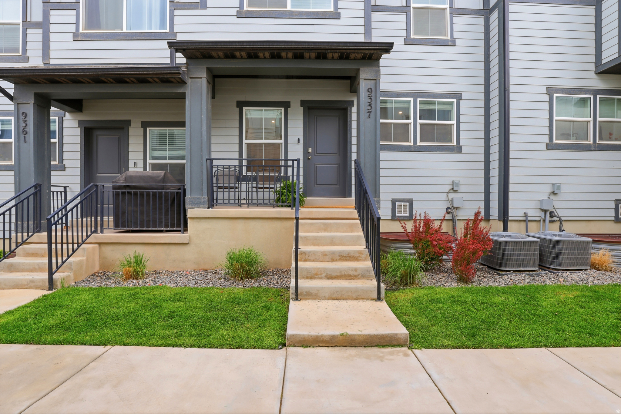 SCENIC MOUNTAIN - Residential