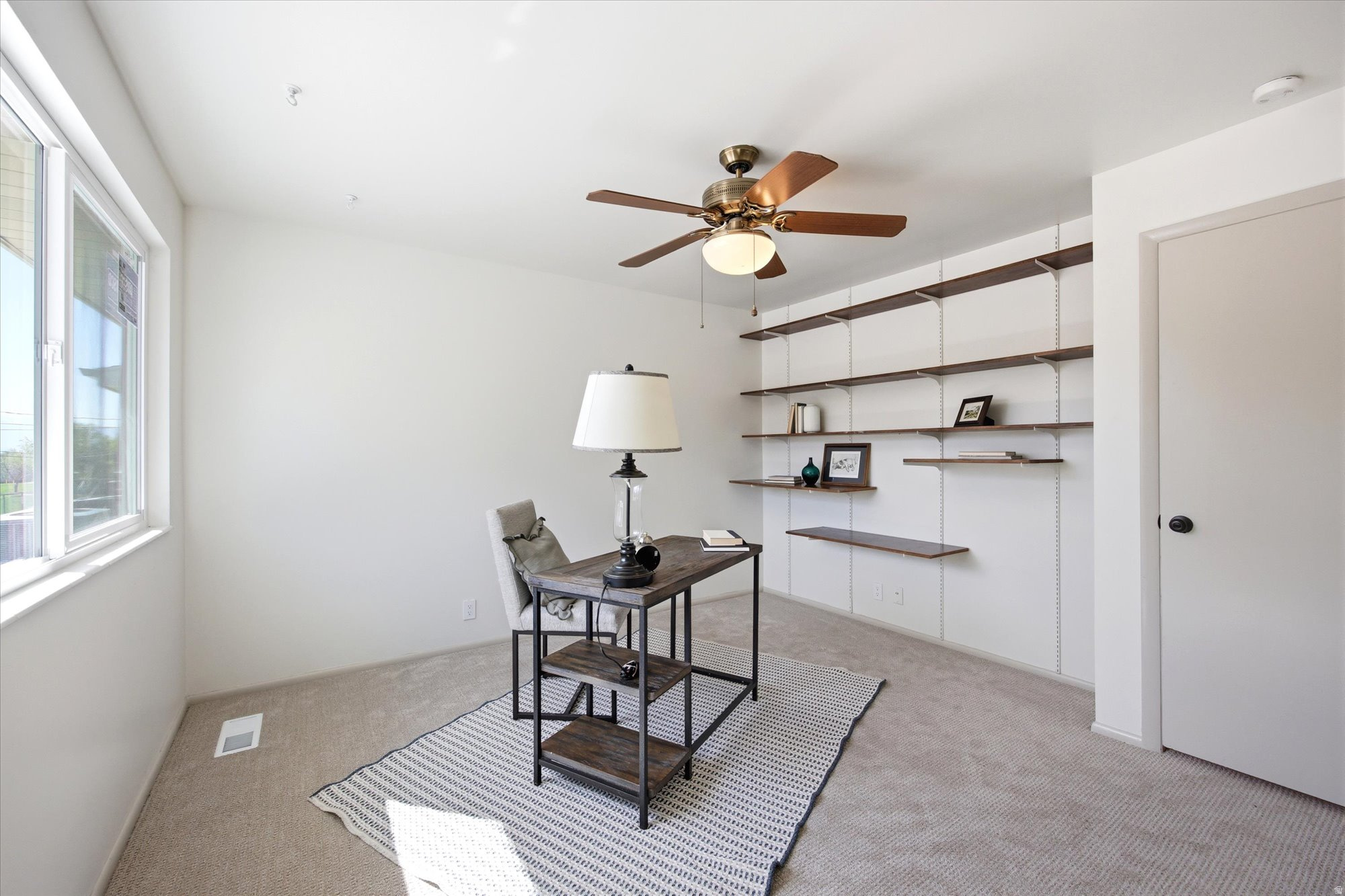 GEORGETOWN SQUARE - Residential