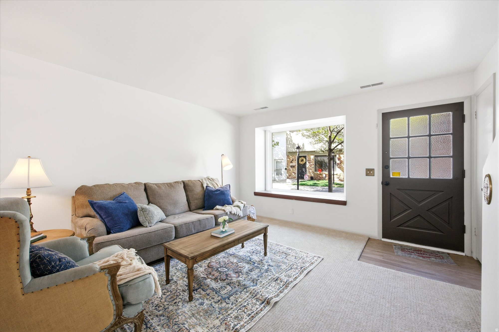 GEORGETOWN SQUARE - Residential