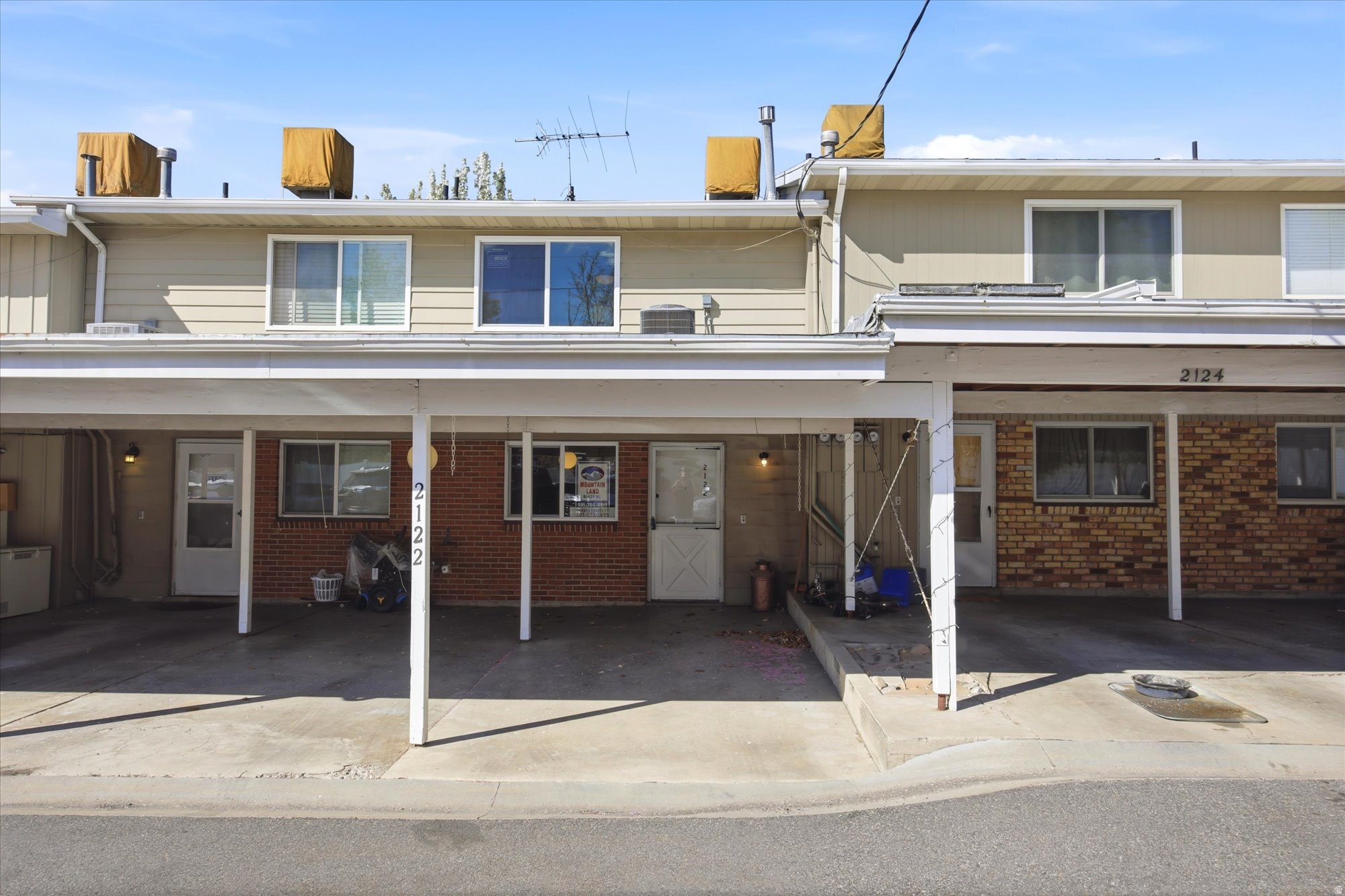 GEORGETOWN SQUARE - Residential