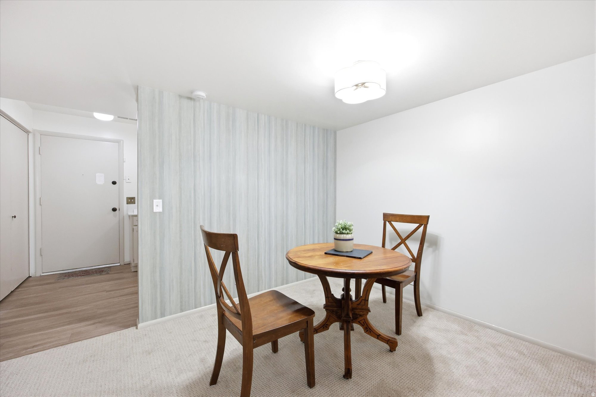 GEORGETOWN SQUARE - Residential