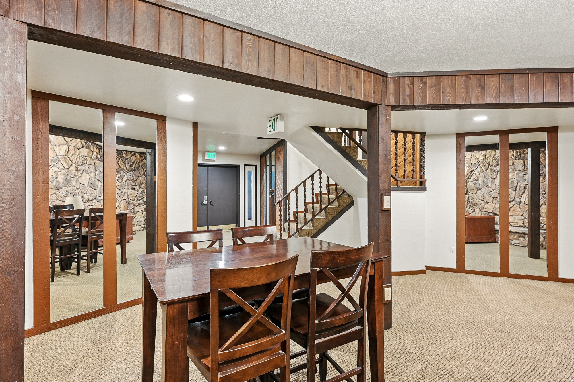 SOUTHVIEW LODGE - Residential