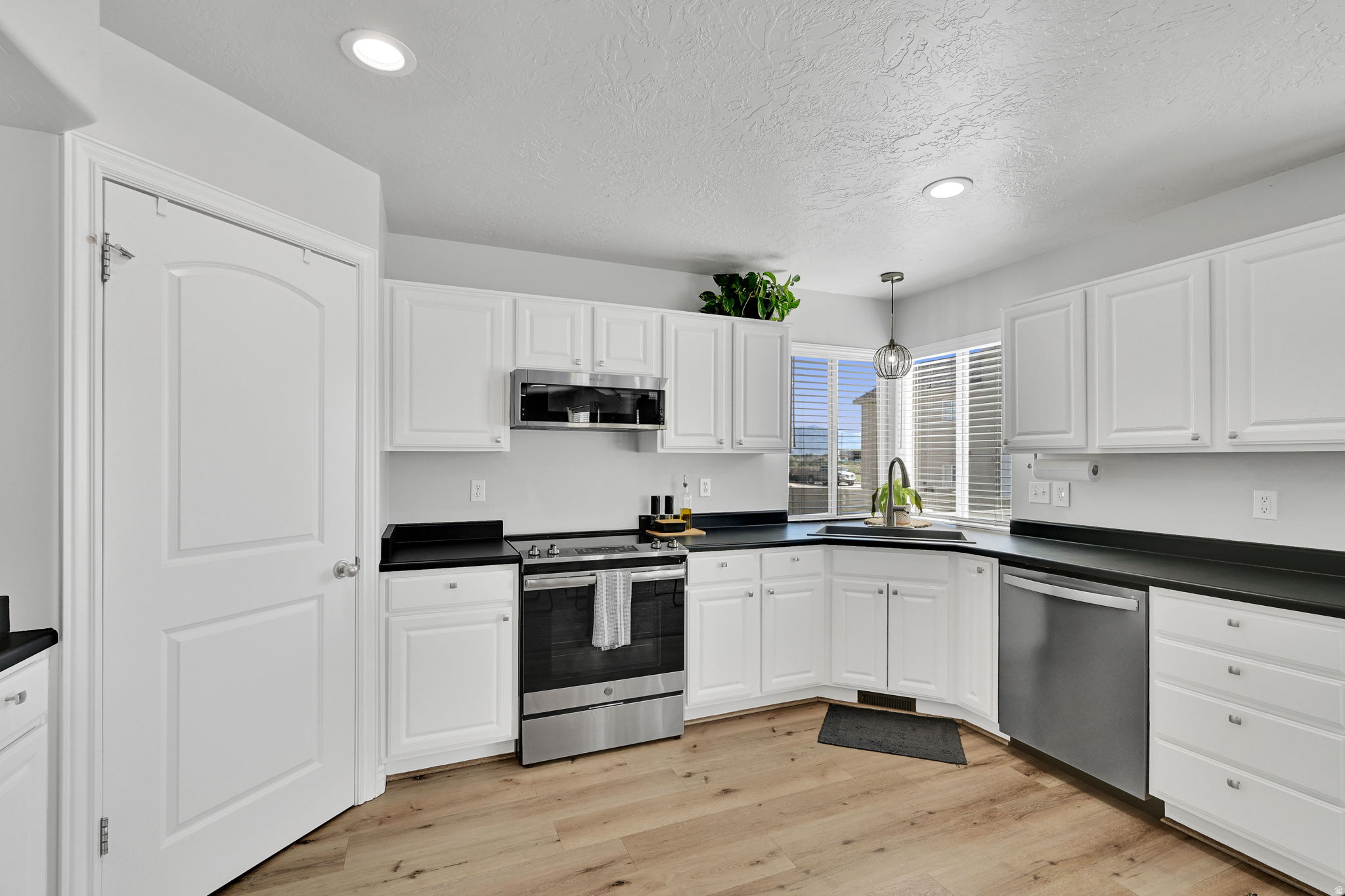 CANTERBURY CROSSING - Residential