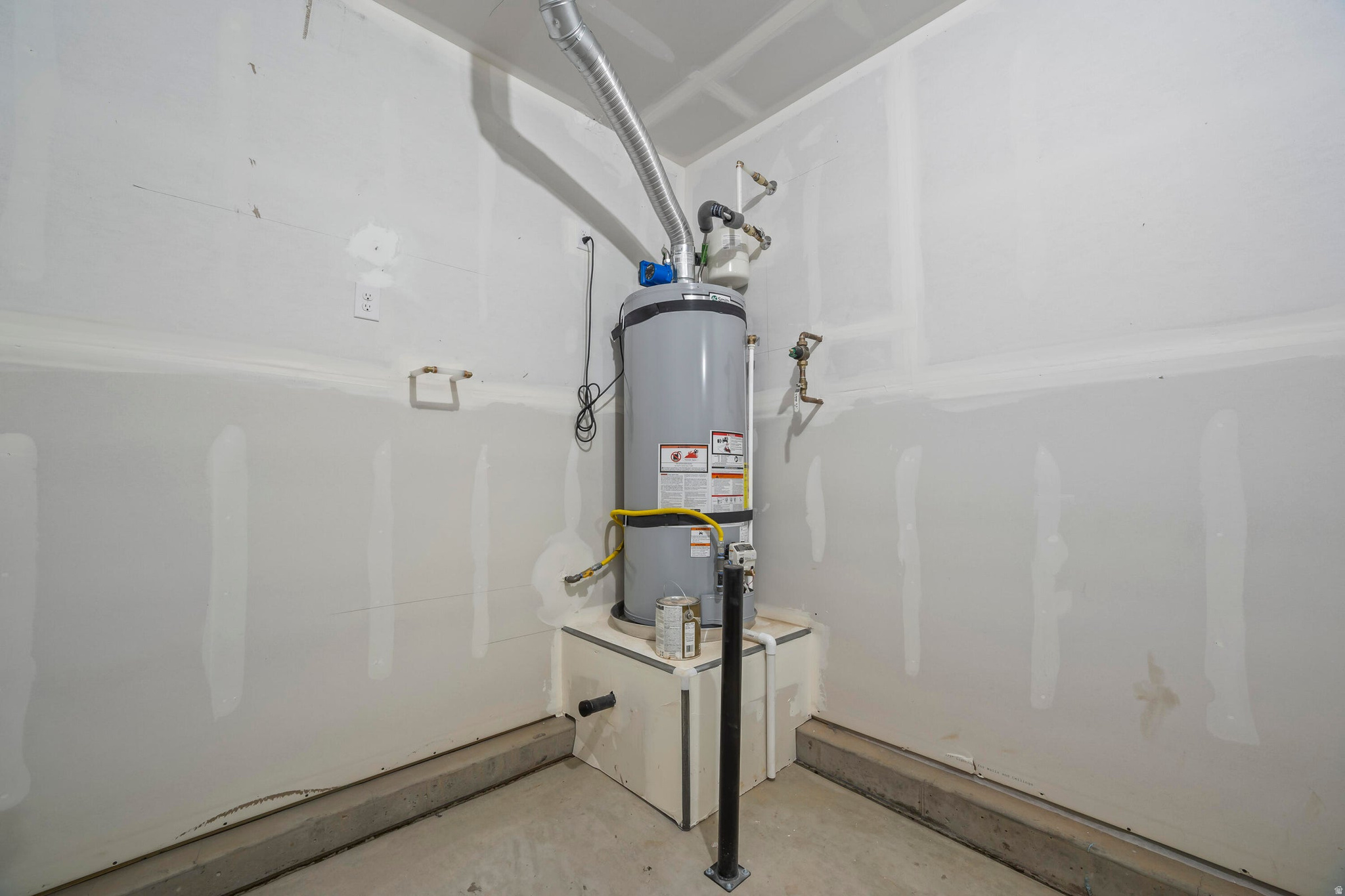 CORRAL HOLLOW AT LONG VALLEY - Residential