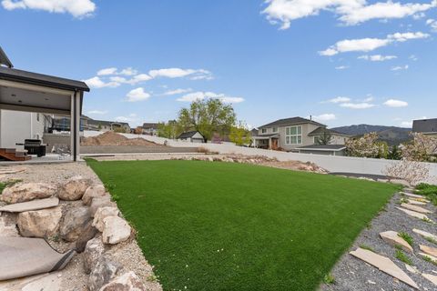 Tiny photo for 14652 S ANNIKA RUN DR W, Herriman, UT 84096 (MLS # 2147473)