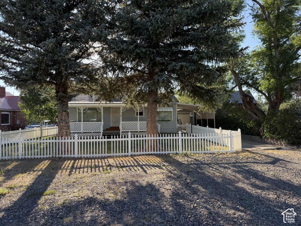 Photo of 260 N 100 W, Panguitch, UT 84759 (MLS # 2188976)
