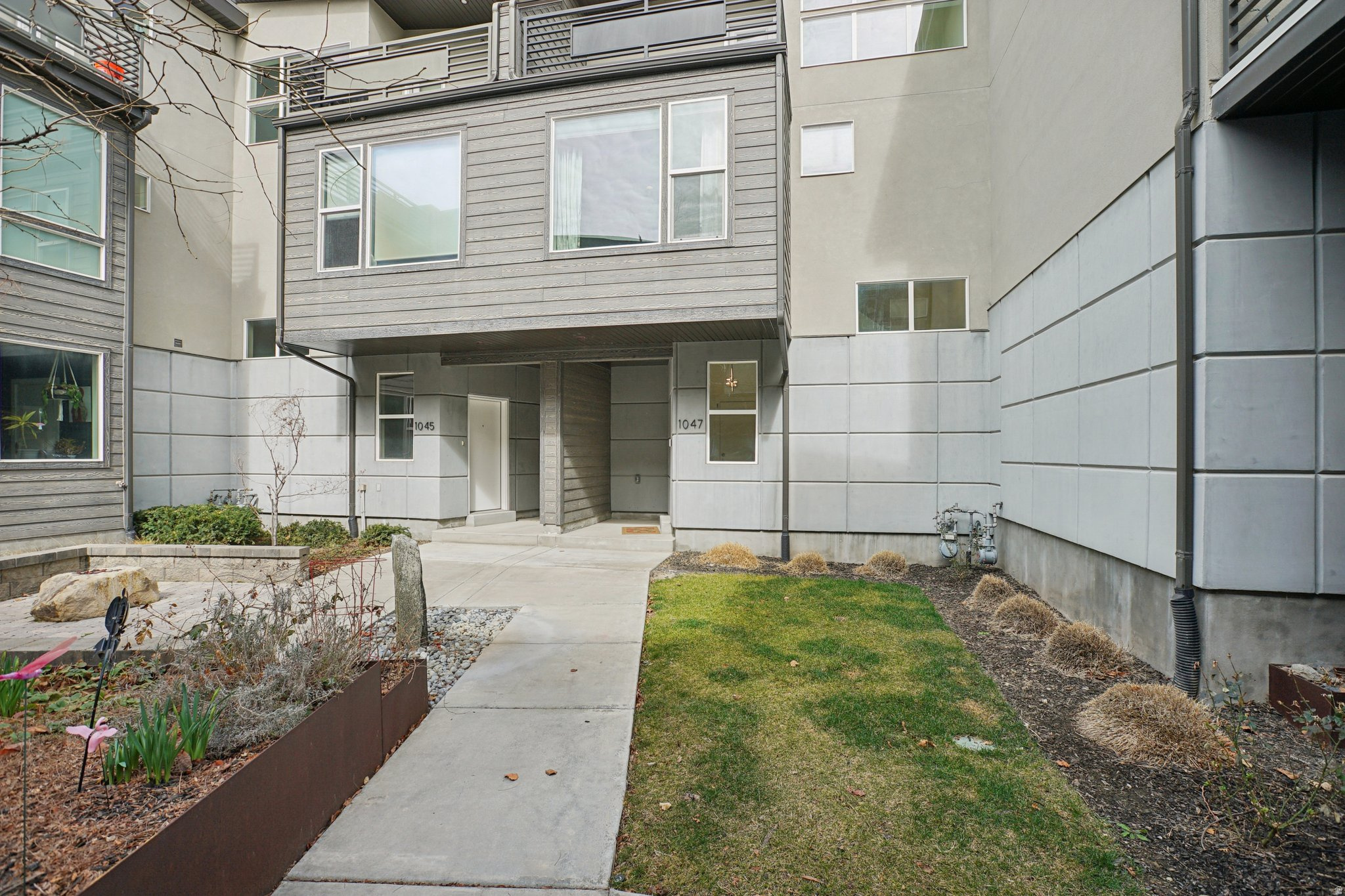 ROOFTOPS @ 78HUNDRED - Residential