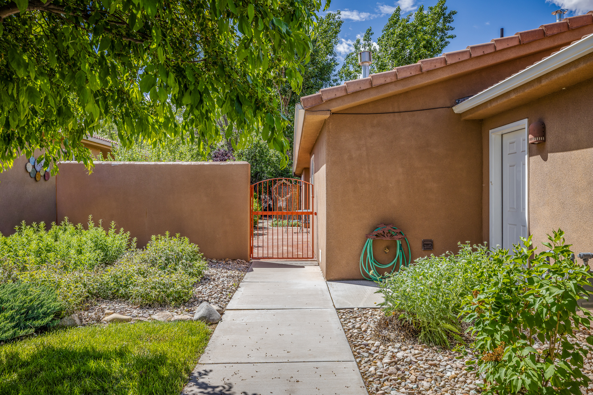 COTTONWOODS AT WILLIAMS WAY - Residential