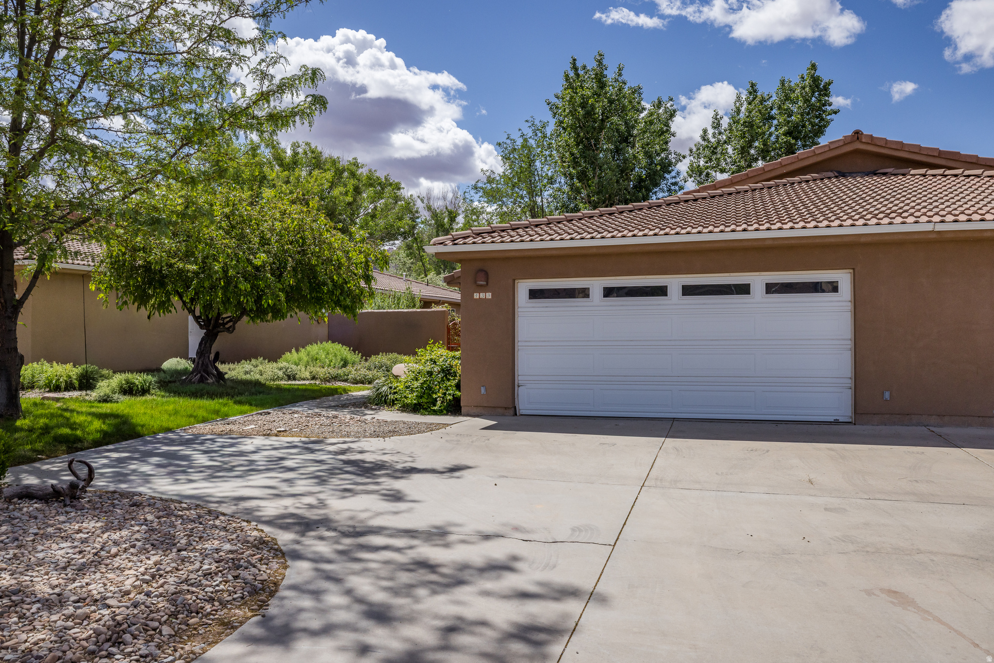 COTTONWOODS AT WILLIAMS WAY - Residential