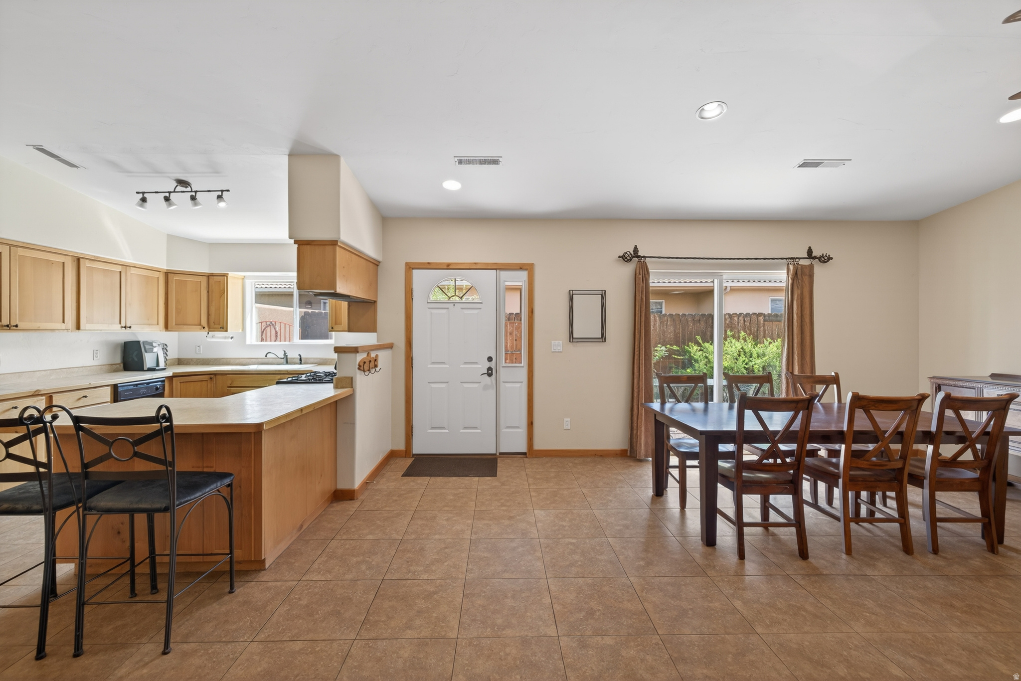 COTTONWOODS AT WILLIAMS WAY - Residential