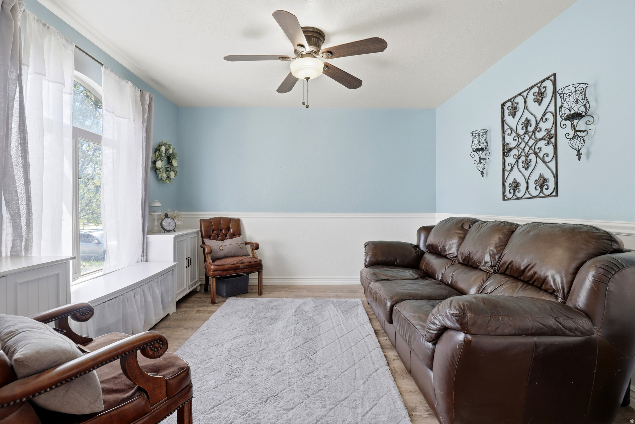 PARK MEADOWS - Residential