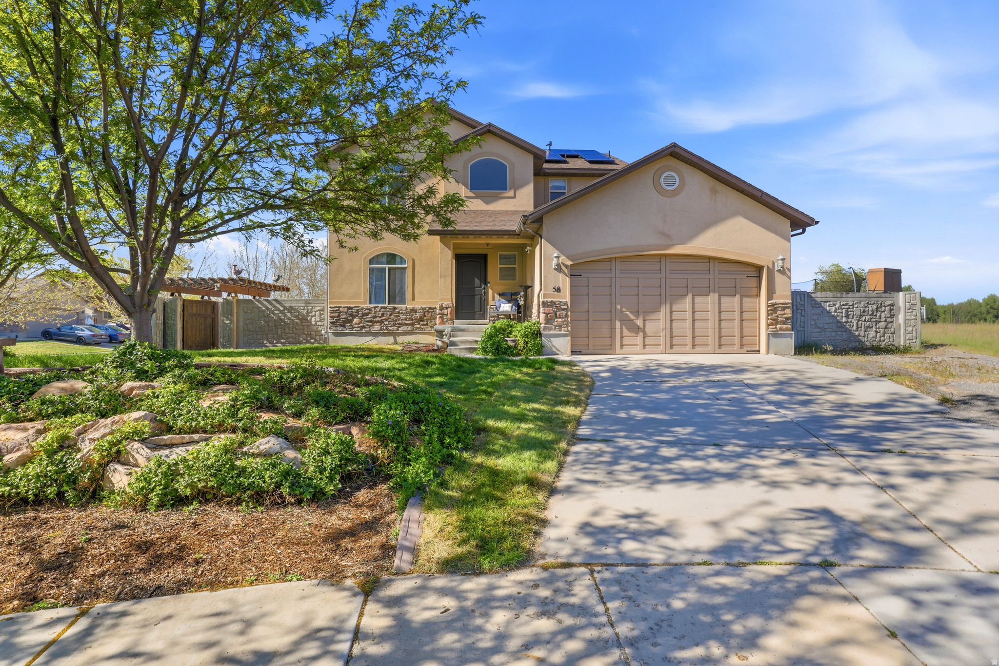 PARK MEADOWS - Residential