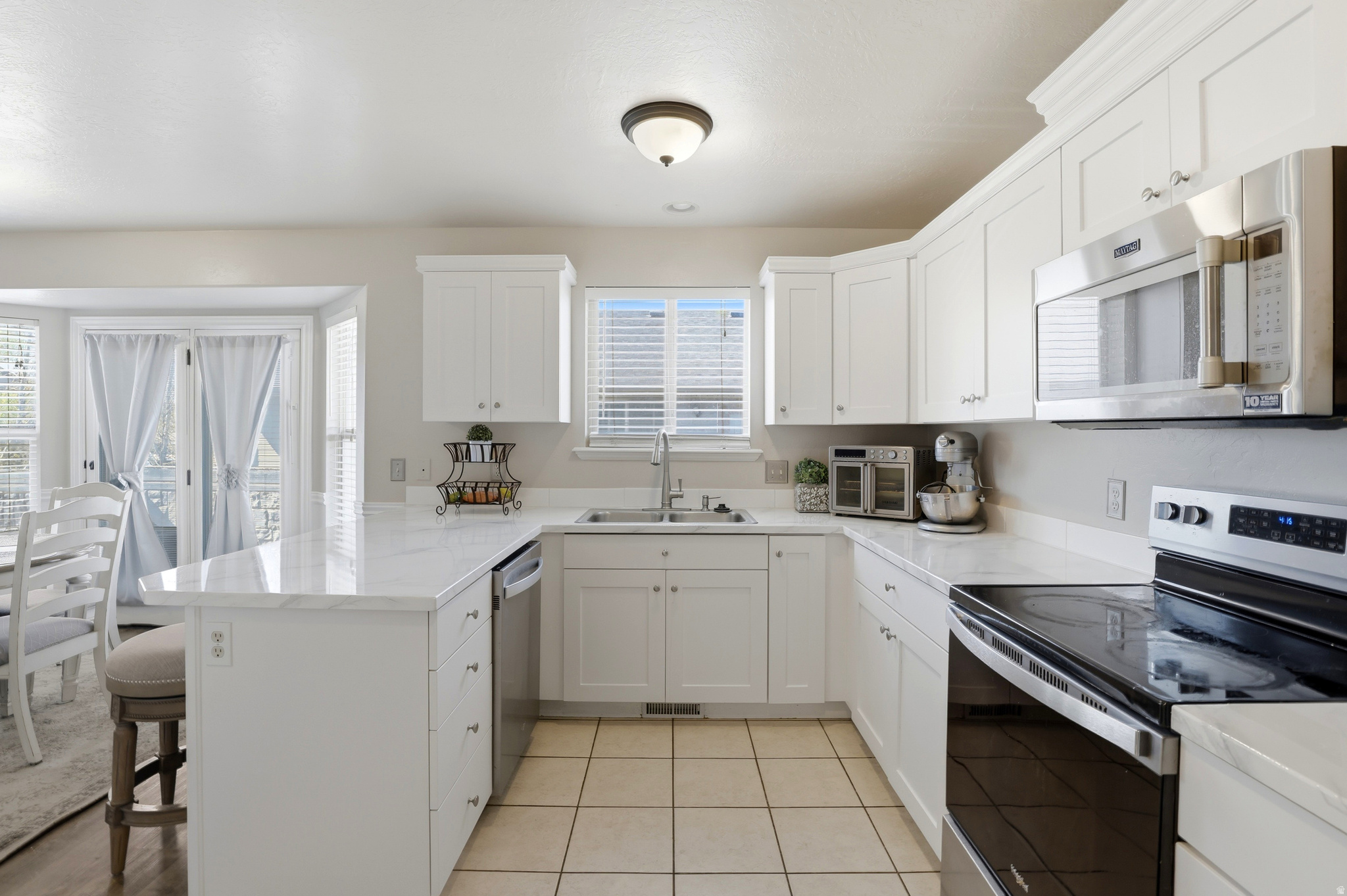 PARK MEADOWS - Residential