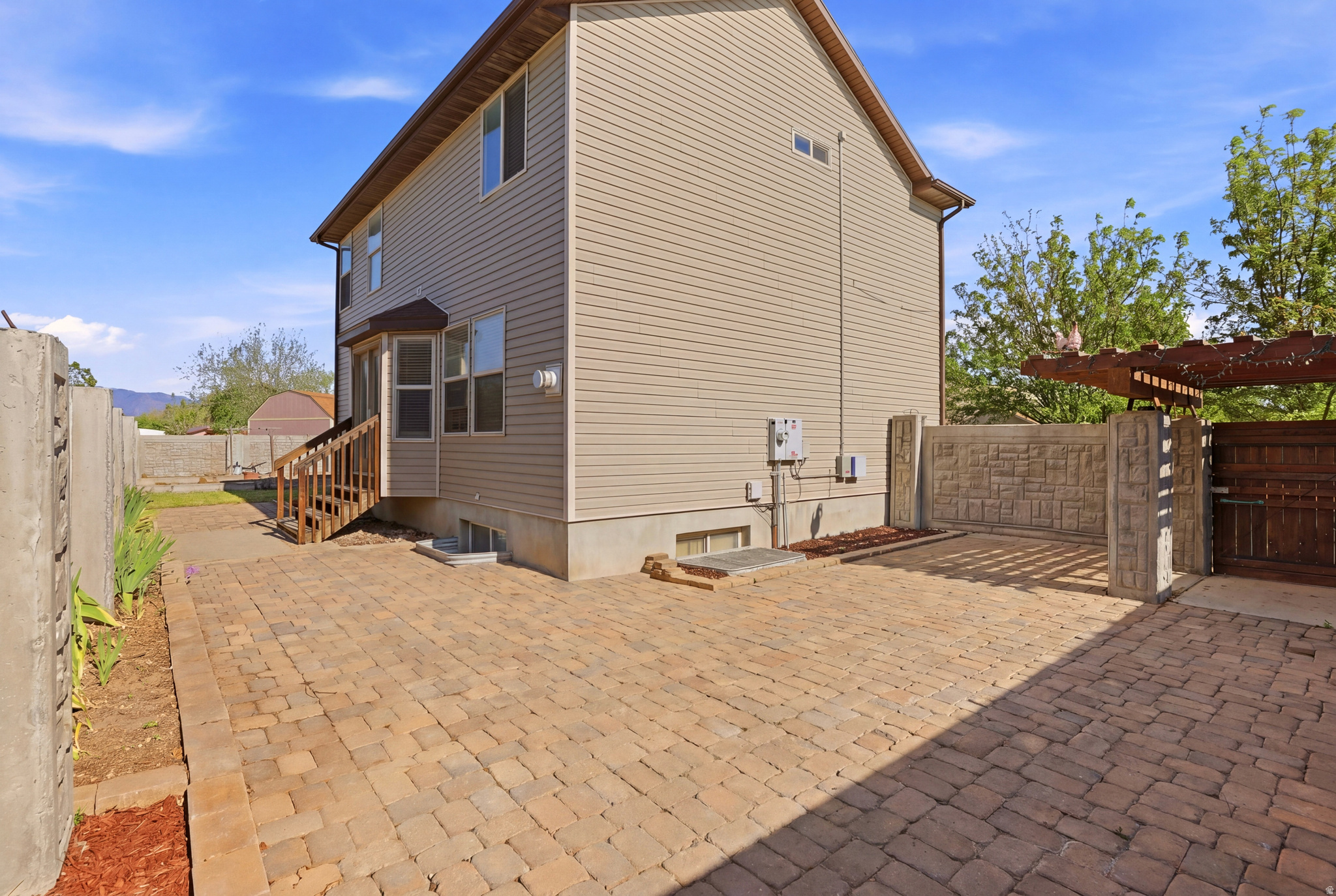 PARK MEADOWS - Residential