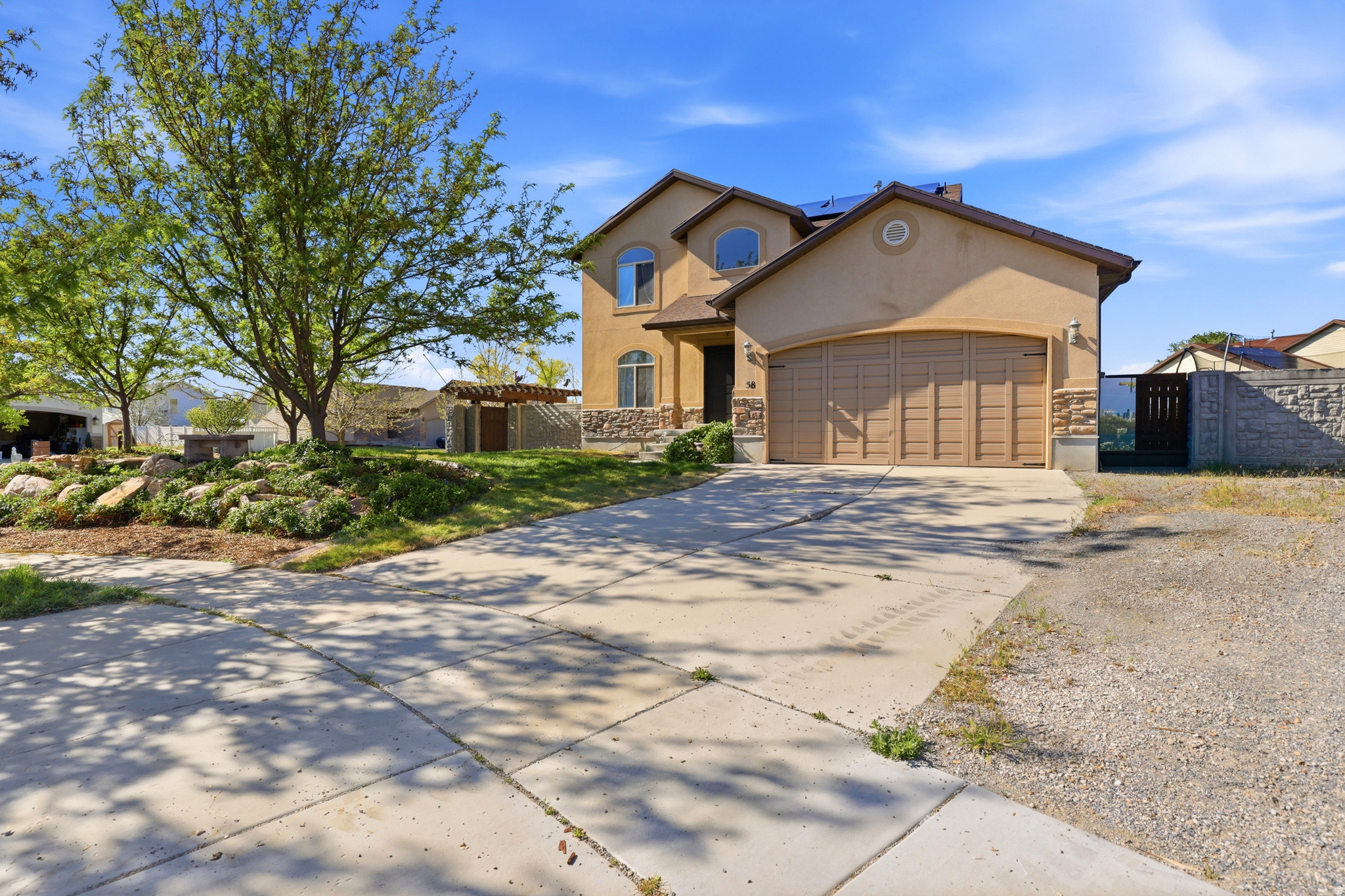 PARK MEADOWS - Residential