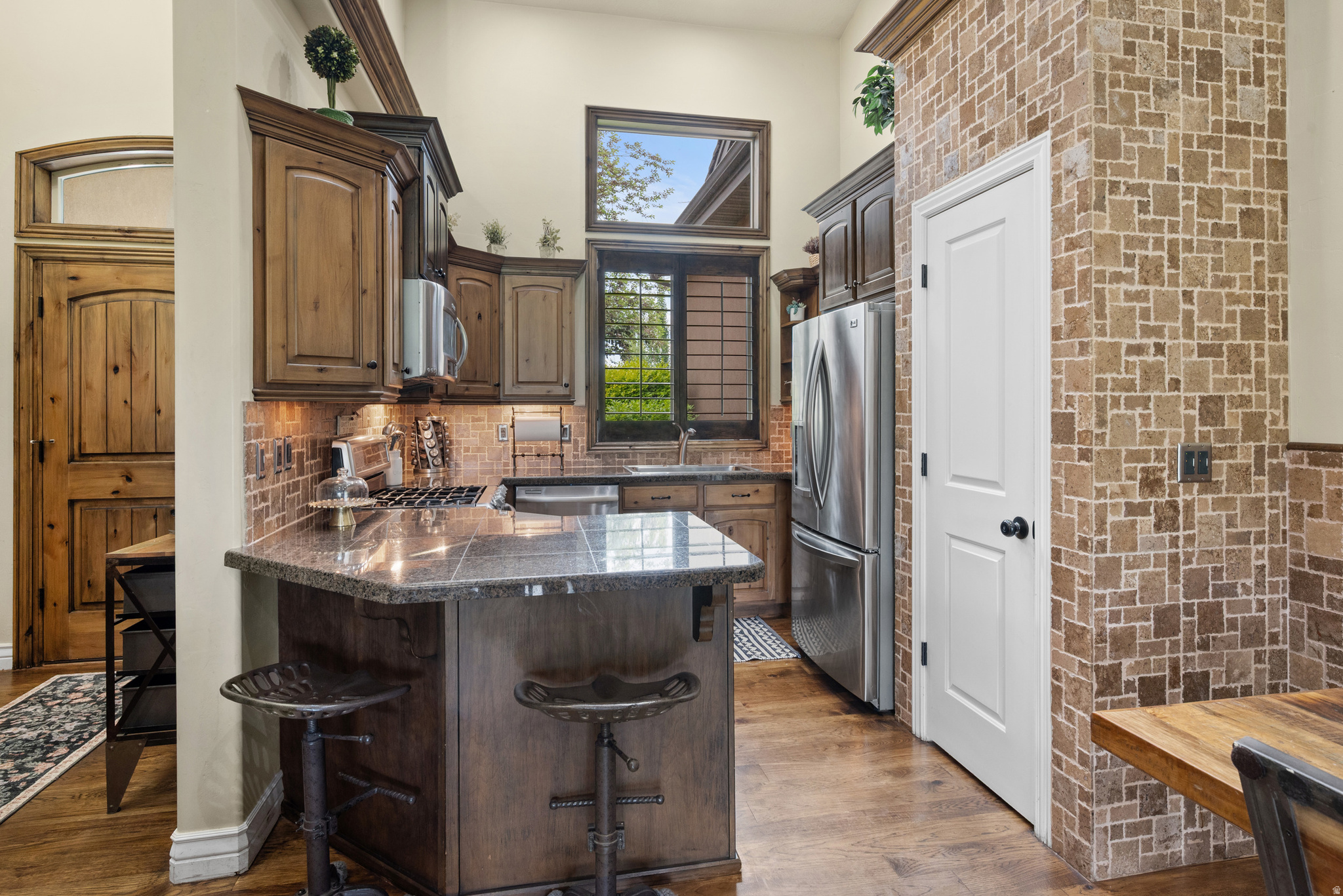 GOLDEN POND AT SLEEPY RIDGE - Residential