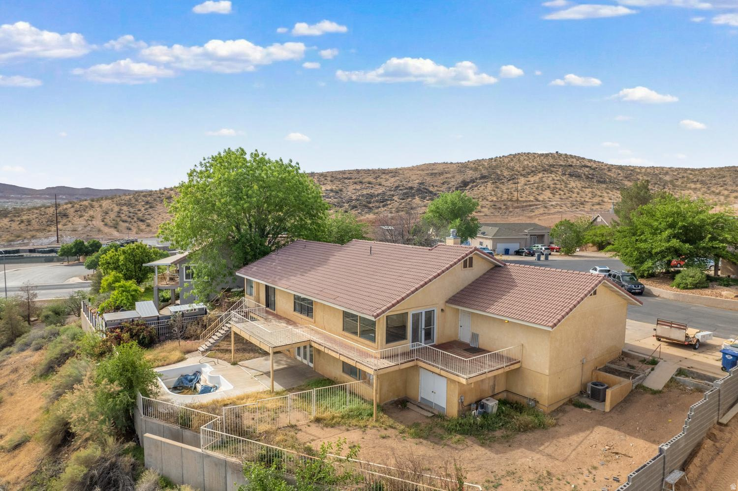 BLOOMINGTON HILLS 1 - Residential