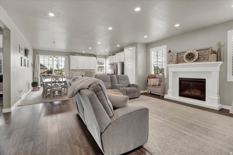 Tiny photo for 2449 N SARUS CRANE DR, Clinton, UT 84015 (MLS # 2148723)