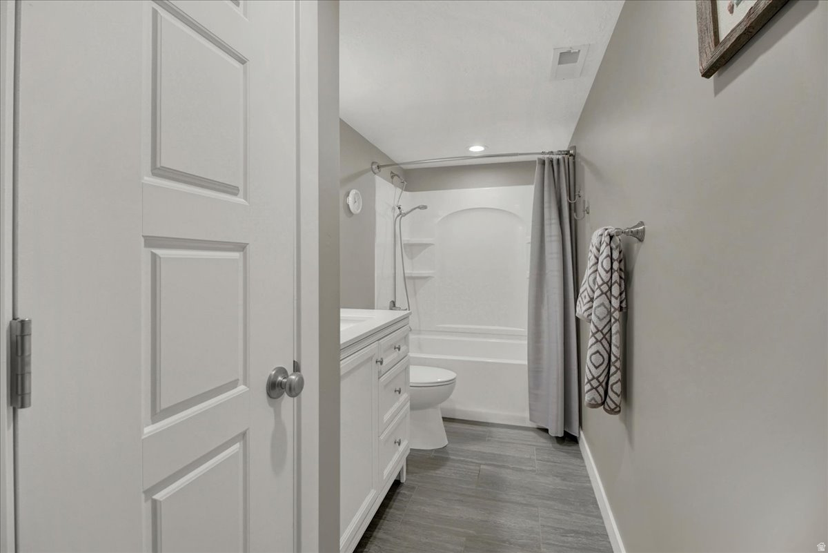 CRANEFIELD CLT 195 - Residential