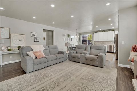 Tiny photo for 2449 N SARUS CRANE DR, Clinton, UT 84015 (MLS # 2148723)