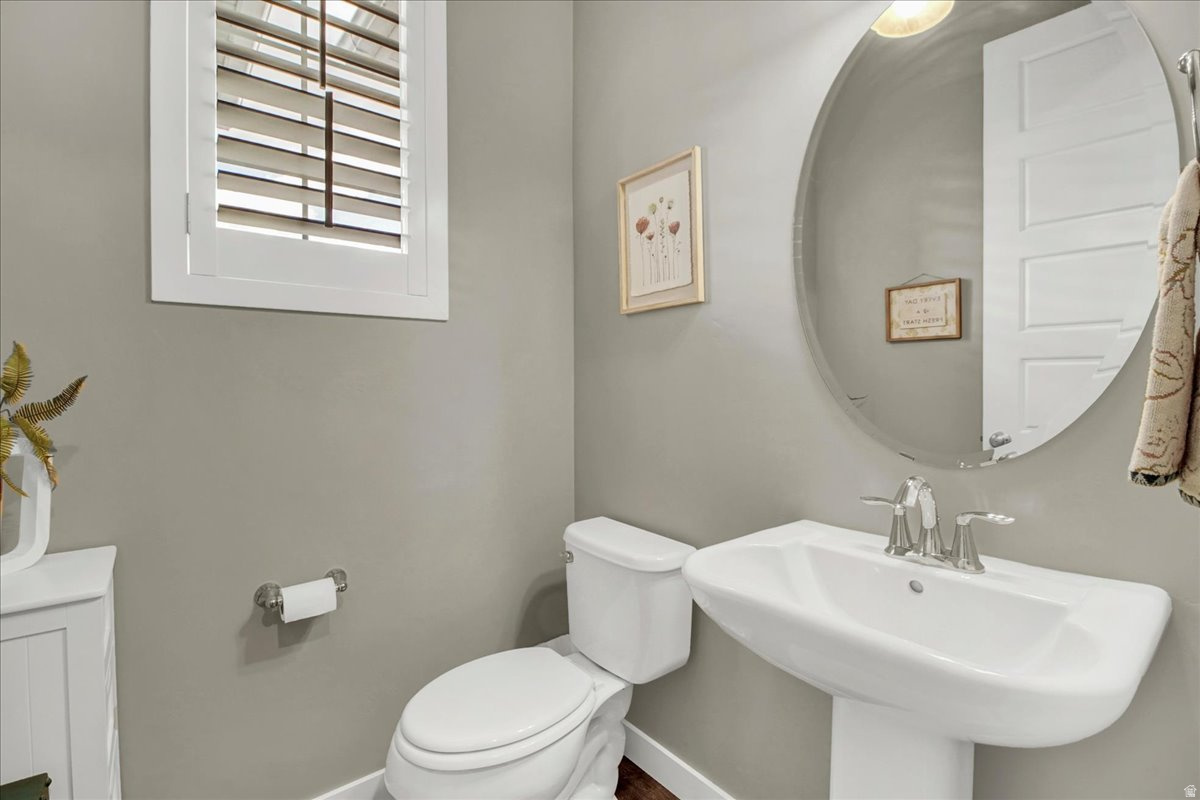 CRANEFIELD CLT 195 - Residential