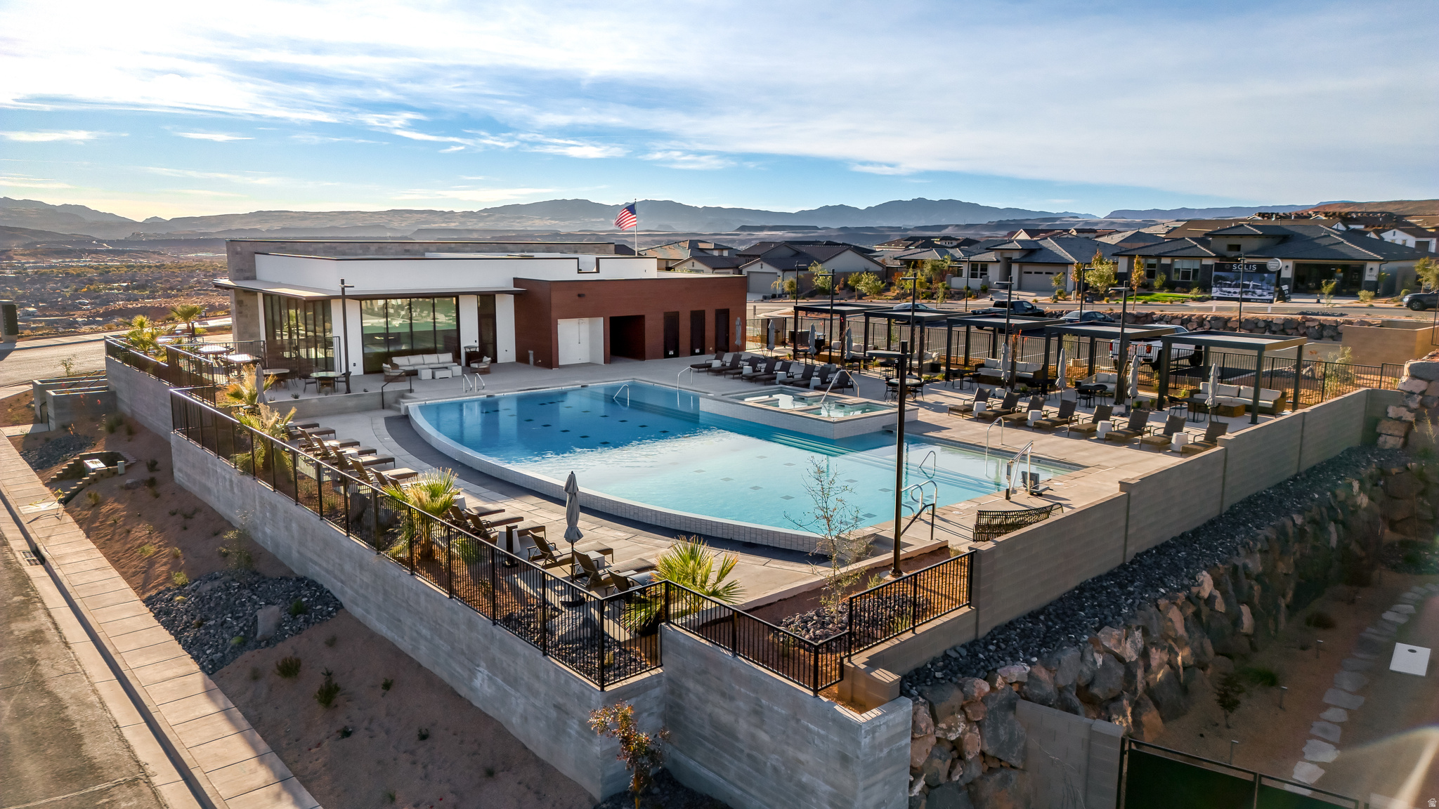 SOLIS AT CORAL CANYON - Residential