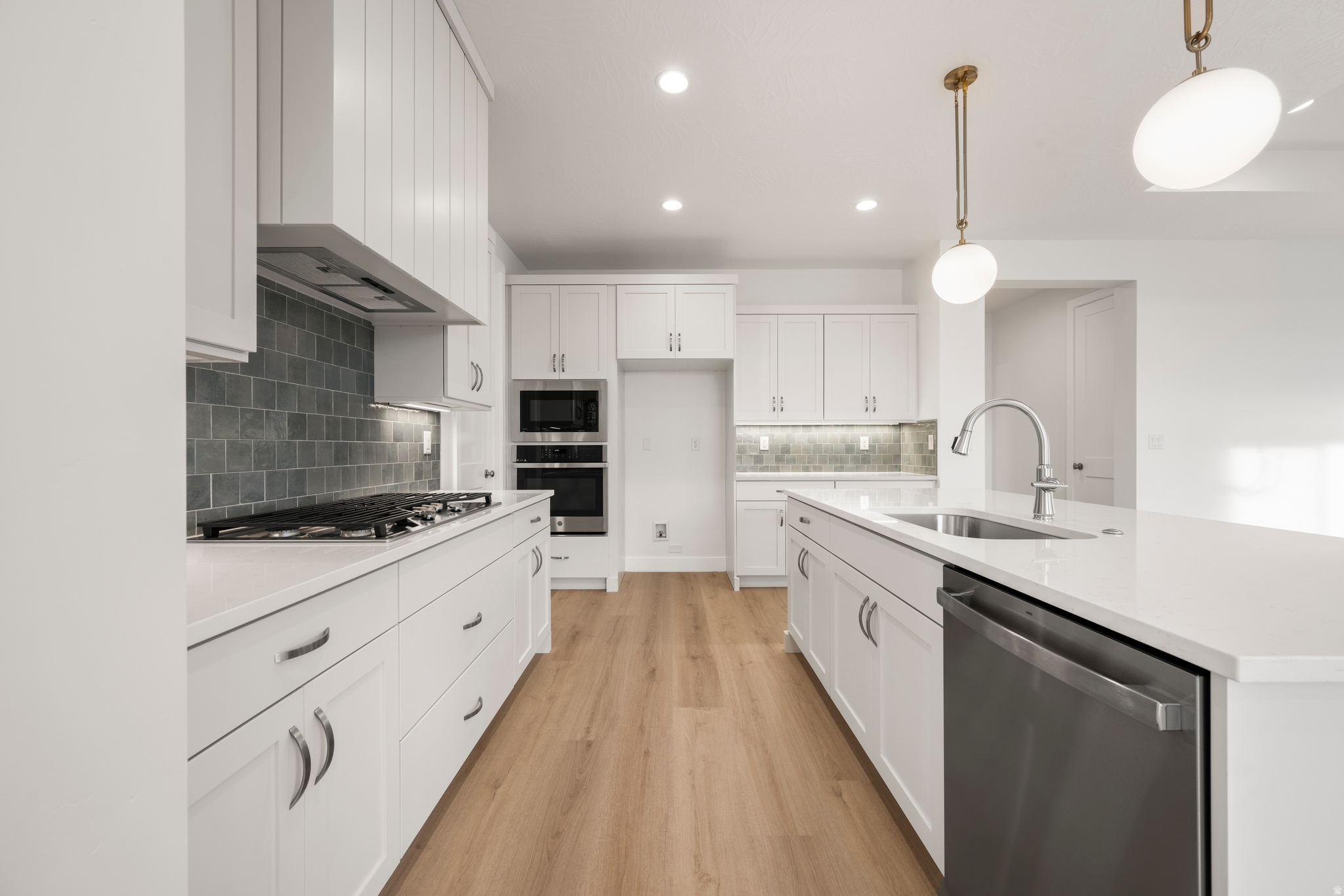 SOLIS AT CORAL CANYON - Residential